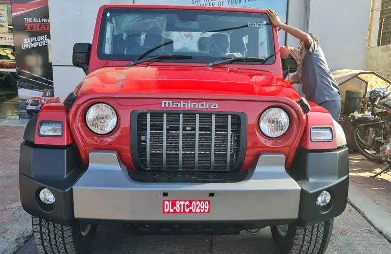 New Mahindra Thar 4WD AT Convertible Top