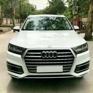 Audi Q7 Car