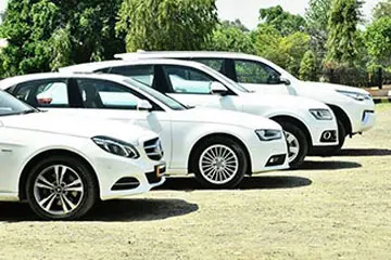 Hire a Luxury Car Rentals in Delhi